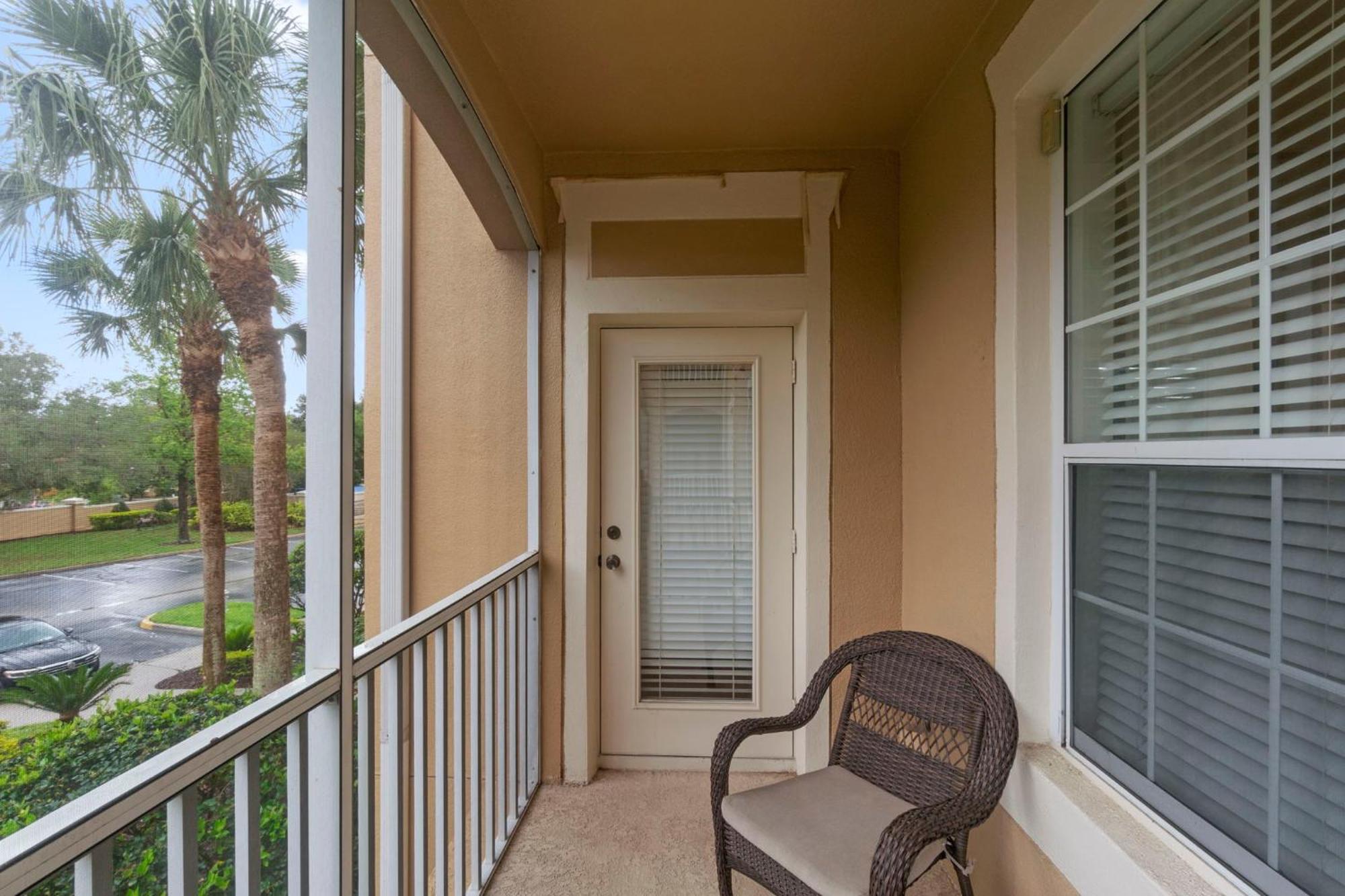 Luxury 3 Bed Condo Near Disney With Resort Pool! Orlando