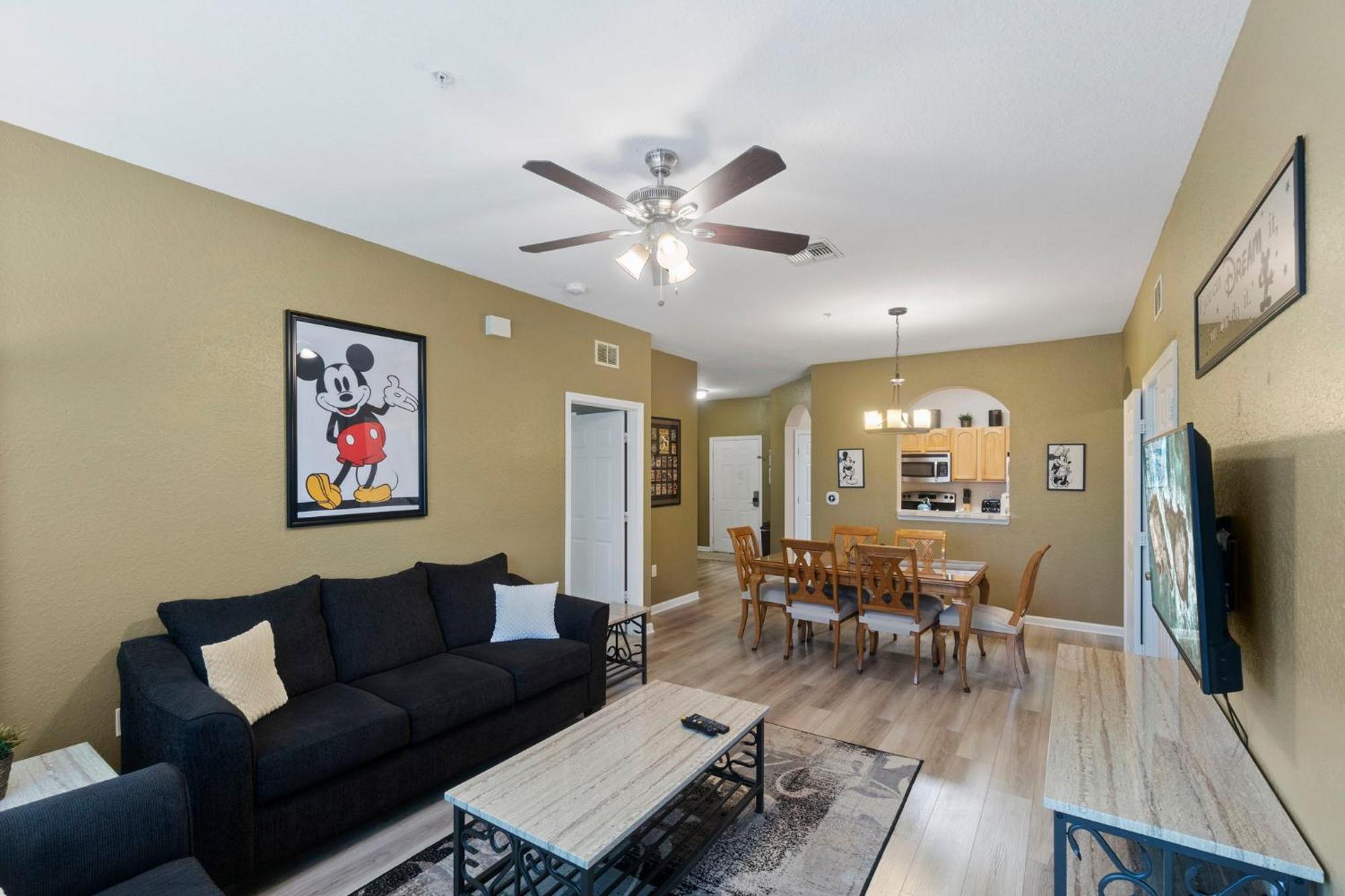 Apartment Luxury 3 Bed Condo Near Disney With Resort Pool! *