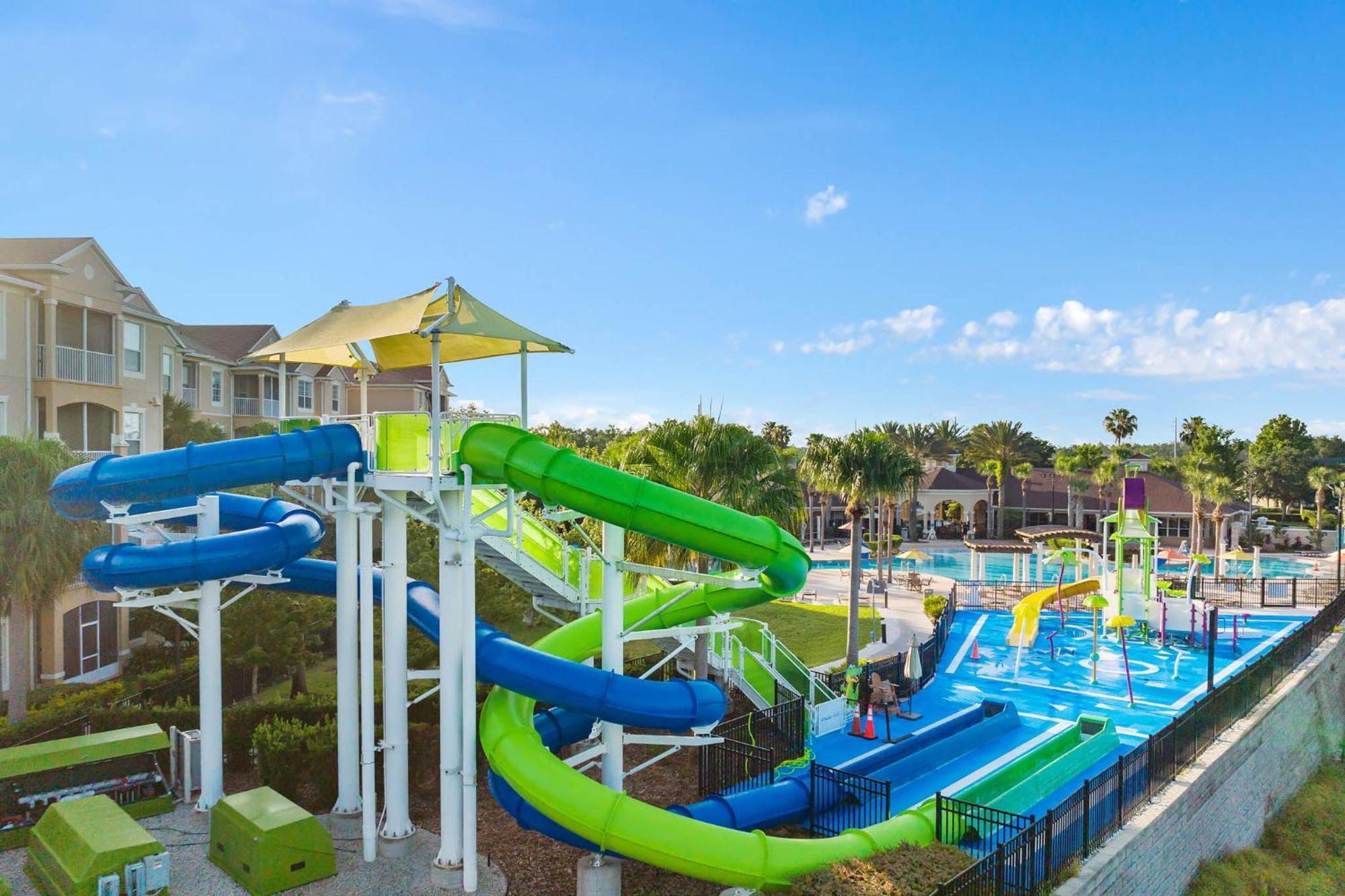 Luxury 3 Bed Condo Near Disney With Resort Pool! Apartment