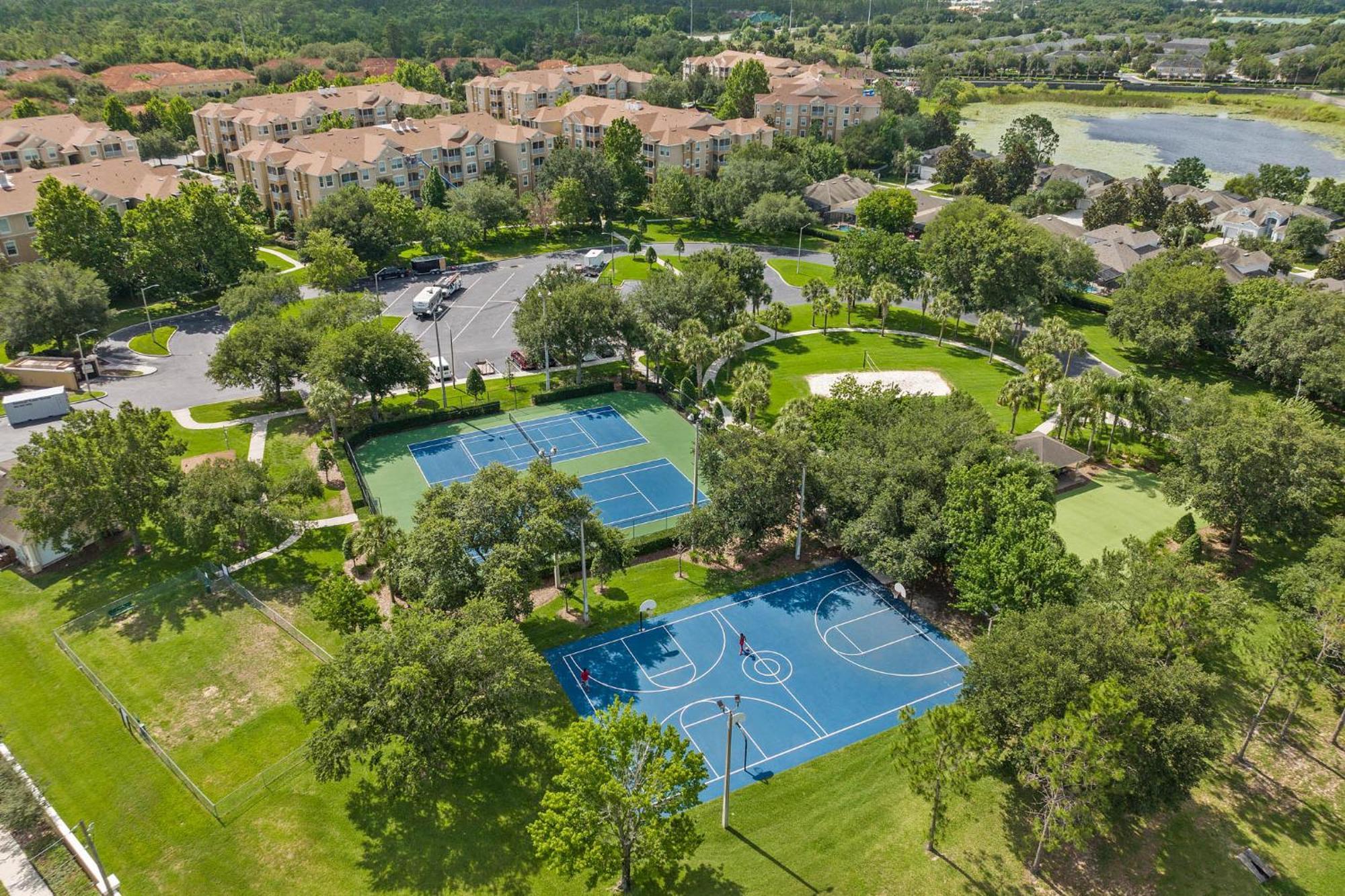 Luxury 3 Bed Condo Near Disney With Resort Pool! Apartment Orlando